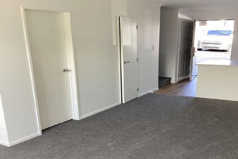 Photo of property in 17 Ngae Place, Mangere East, Auckland, 2024