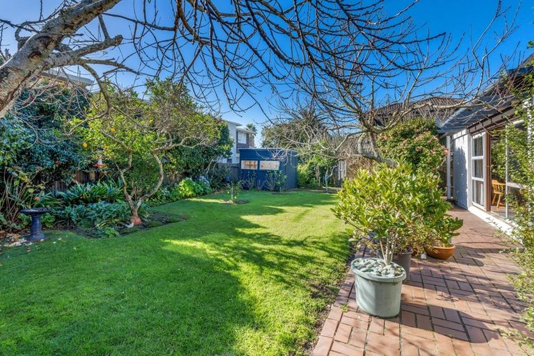 Photo of property in 1/23 Eastern Beach Road, Eastern Beach, Auckland, 2012