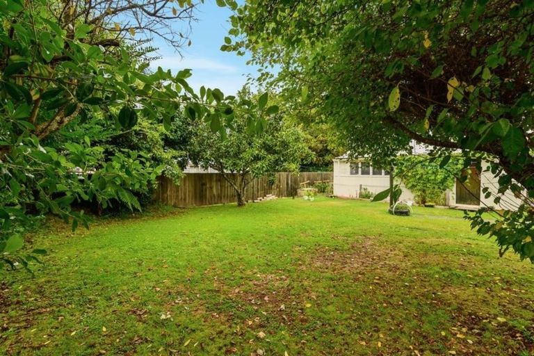 Photo of property in 14 Compton Street, Fenton Park, Rotorua, 3010