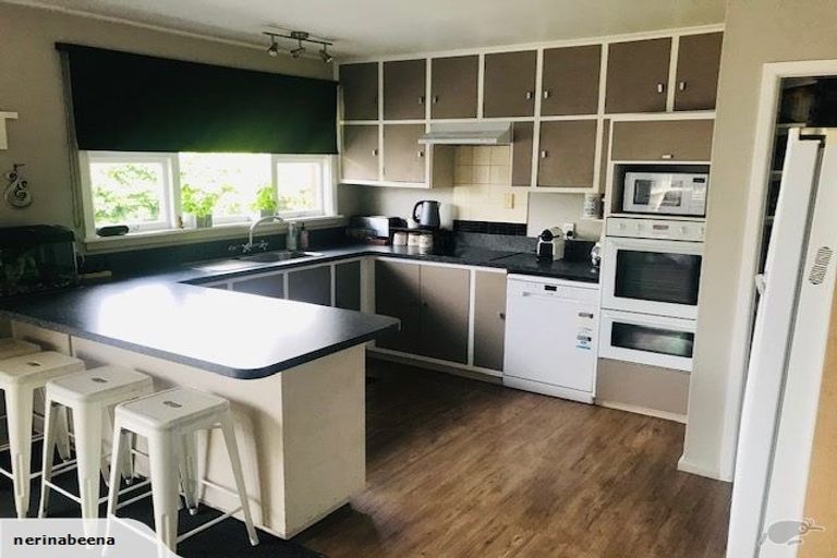 Photo of property in 268 Main North Road, Redwood, Christchurch, 8051