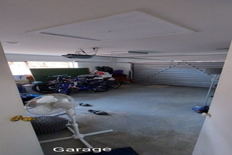 Photo of property in 10/4074 Great North Road, Glen Eden, Auckland, 0602