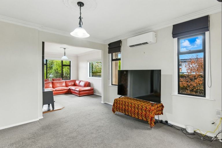 Photo of property in 22 York Street, Levin, 5510