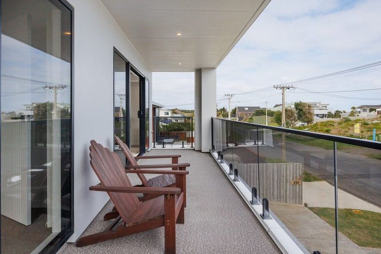 Photo of property in 29a Marine Parade South, Foxton Beach, Foxton, 4815