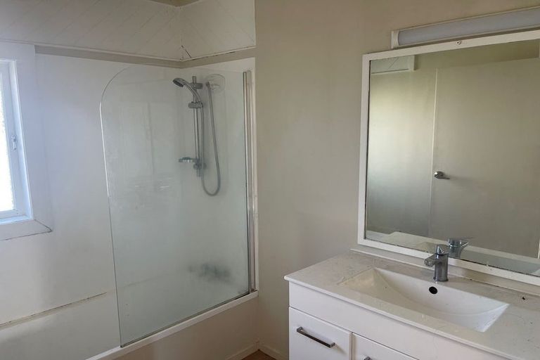 Photo of property in 55 Tawa Crescent, Manurewa, Auckland, 2102