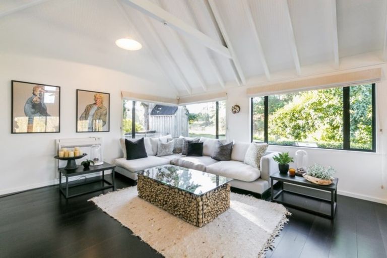 Photo of property in 158 Poraiti Road, Poraiti, Napier, 4182