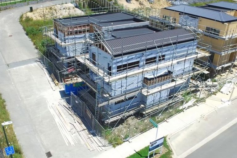 Photo of property in 42 Waihou Crescent, Albany Heights, Auckland, 0632