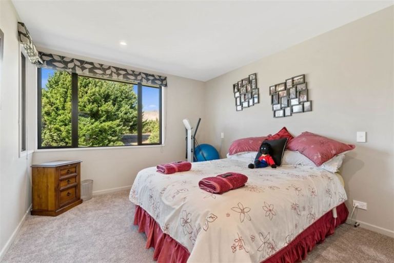 Photo of property in 115 Lakeview Terrace, Lake Hawea, Wanaka, 9382