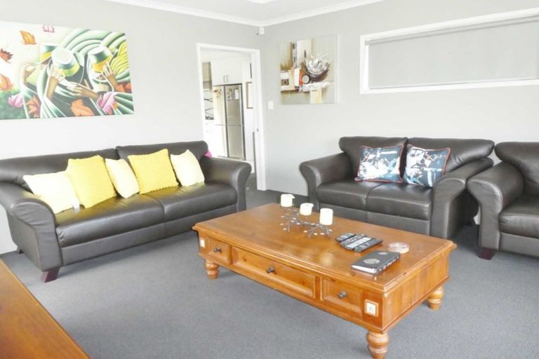 Photo of property in 16 Sweet Waters Place, Woolston, Christchurch, 8023