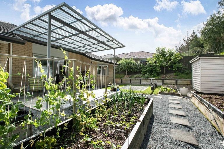 Photo of property in 78 Fairfax Crescent, Pyes Pa, Tauranga, 3112