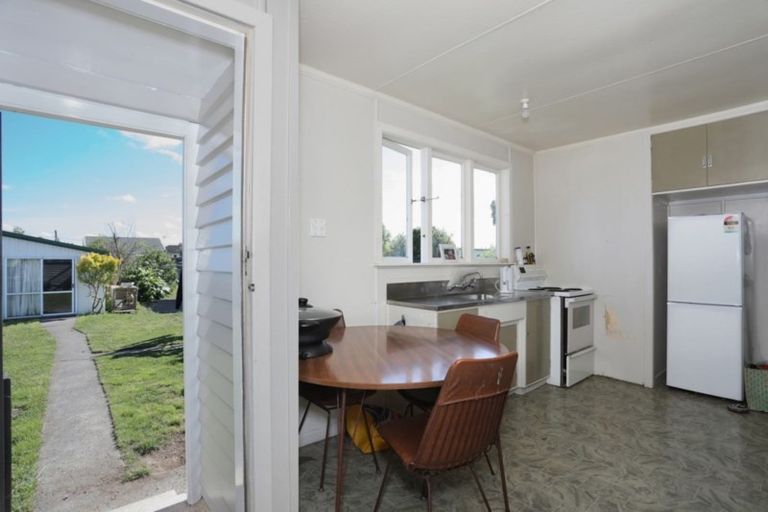 Photo of property in 11 Potaka Street, Marton, 4710