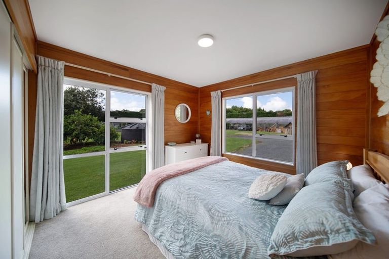 Photo of property in 68 Manuwai Lane, Karaka, Drury, 2578