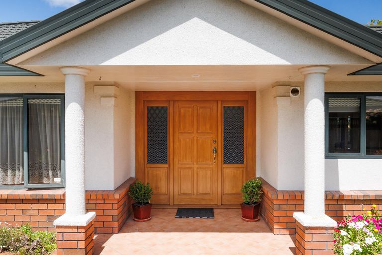 Photo of property in 18 Airport Drive, Milson, Palmerston North, 4414