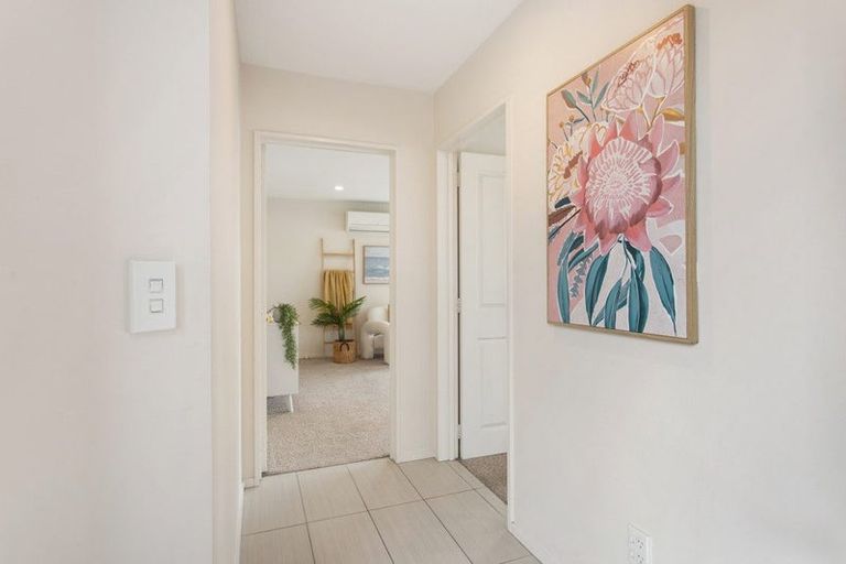 Photo of property in 15 Ashmore Lane, Strowan, Christchurch, 8052