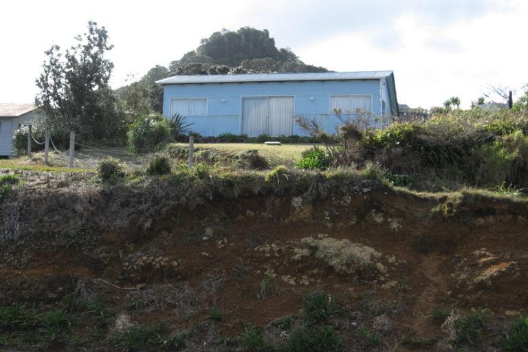 Photo of property in 196 Paku Drive, Tairua, 3508