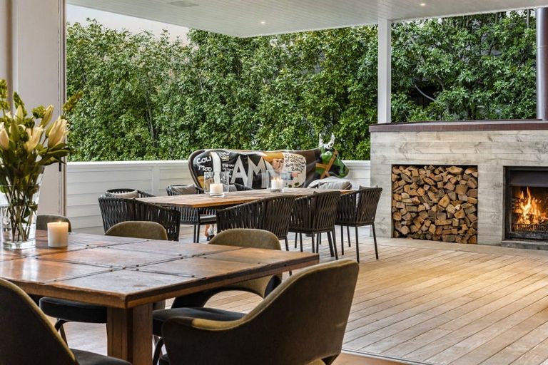 Photo of property in 215 Jervois Road, Herne Bay, Auckland, 1011