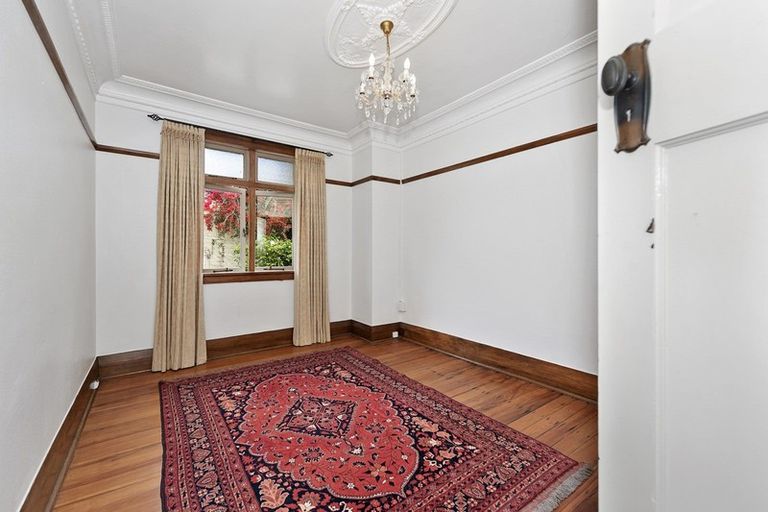 Photo of property in 14 Little London Lane, Hamilton Central, Hamilton, 3204