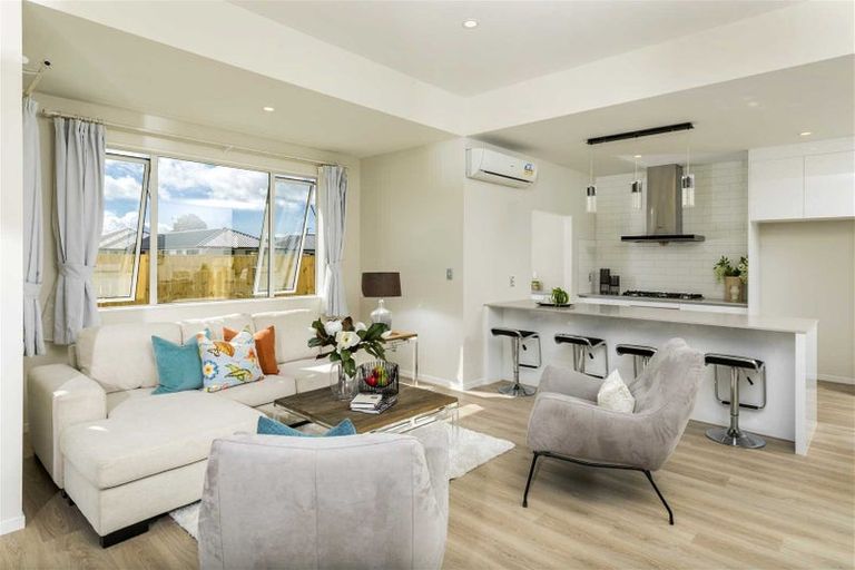 Photo of property in 18 Raymond Grace Avenue, Huapai, Kumeu, 0810