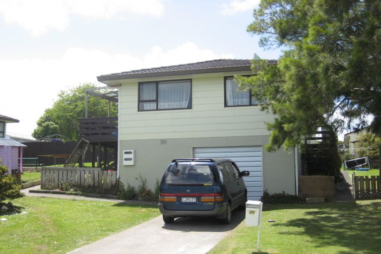 Photo of property in 29 Hanford Place, Clendon Park, Auckland, 2103