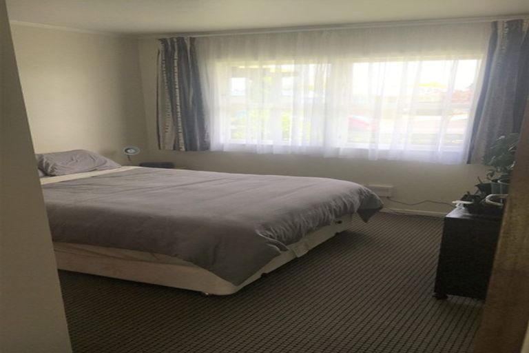 Photo of property in 1 Cotton Street, St Andrews, Hamilton, 3200