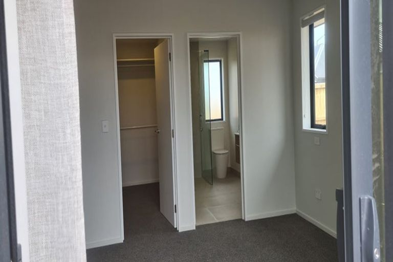 Photo of property in 12 Jack Rogers Road, Halswell, Christchurch, 8025