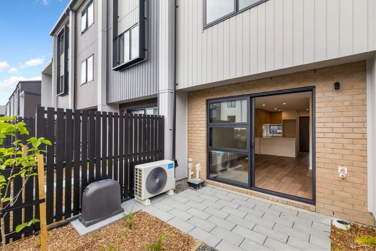 Photo of property in 12 Selo Street, Glen Eden, Auckland, 0602