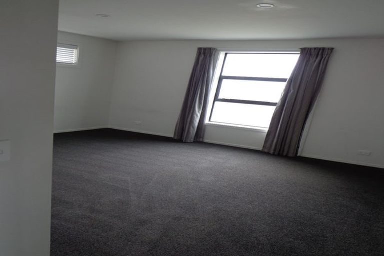 Photo of property in 1-2/10 Brunswick Street, Seaview, Timaru, 7910