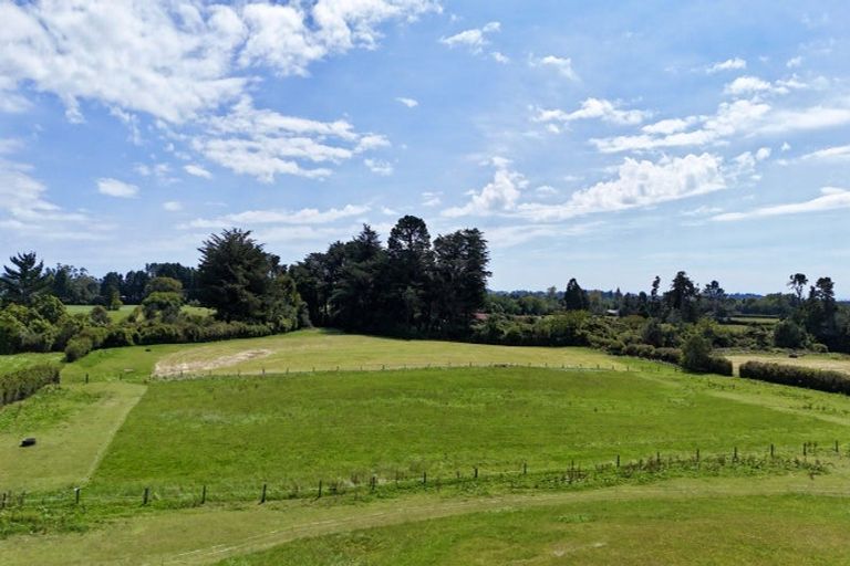 Photo of property in 114 Dudley Road Upper, Inglewood, 4386