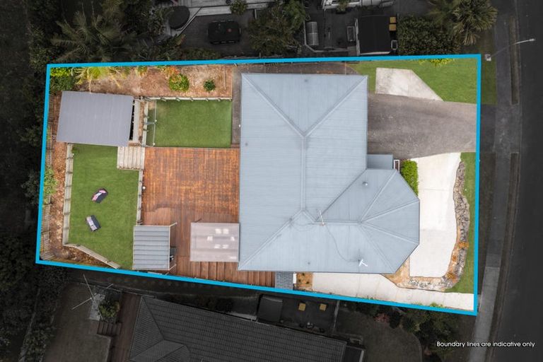 Photo of property in 44 Bayside Drive, Browns Bay, Auckland, 0630