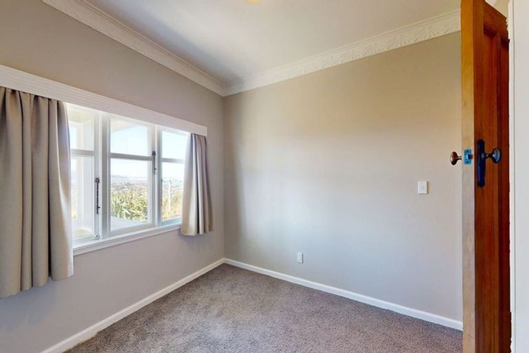 Photo of property in 168 The Ridgeway, Mornington, Wellington, 6021