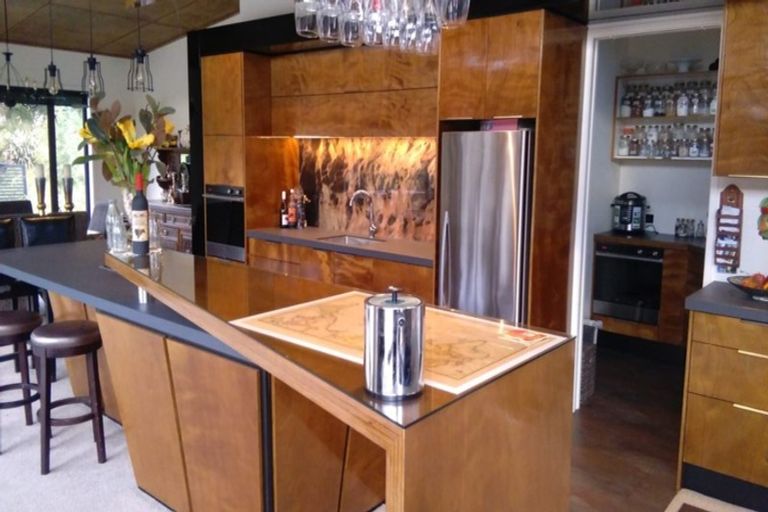 Photo of property in 9 Te Arakete Place, Hurworth, New Plymouth, 4310