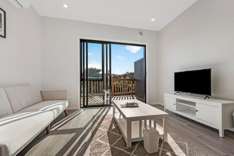 Photo of property in 28 Johns Creek Crescent, Silverdale, 0932