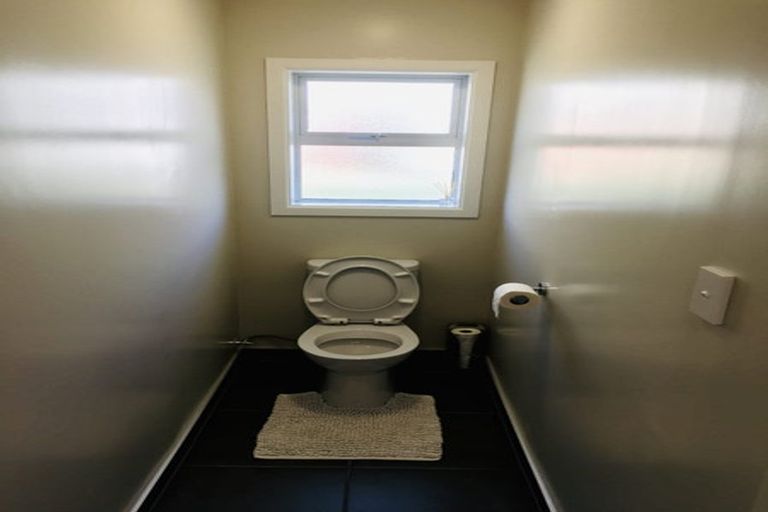 Photo of property in 252 Avonhead Road, Avonhead, Christchurch, 8042