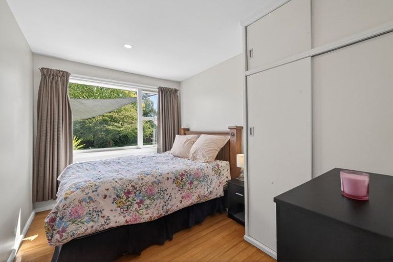 Photo of property in 73 Dunedin Street, Redwood, Christchurch, 8051