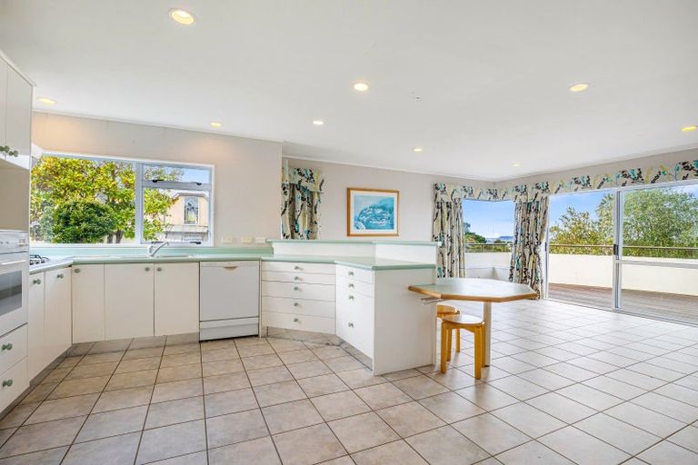 Photo of property in 83 Onetaunga Road, Chatswood, Auckland, 0626