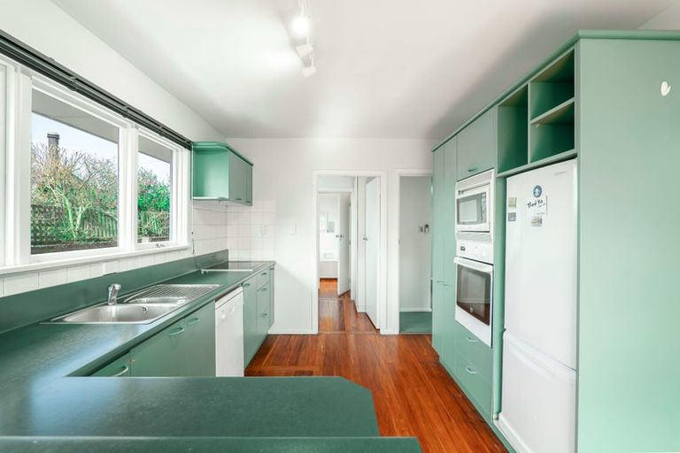 Photo of property in 18 Doncaster Street, Sockburn, Christchurch, 8042