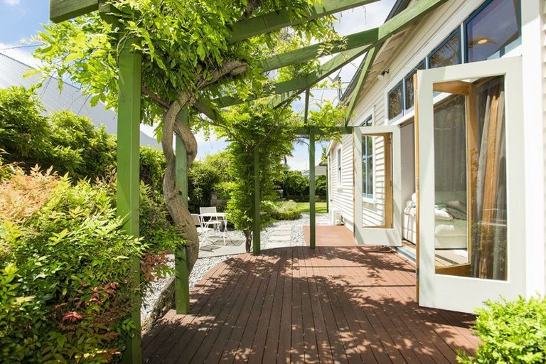 Photo of property in 27 Stout Street, Whataupoko, Gisborne, 4010