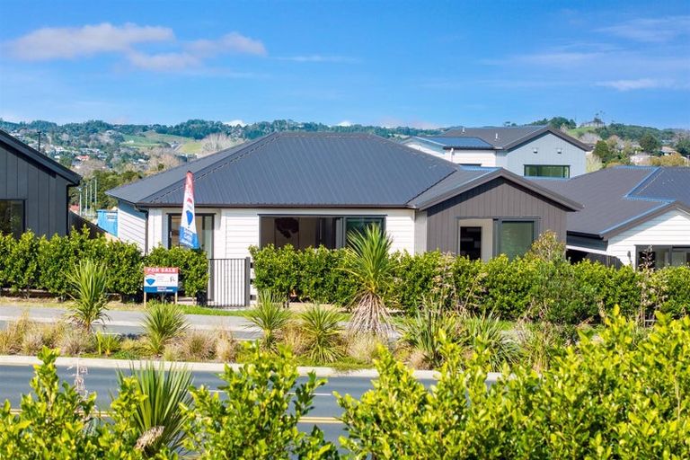 Photo of property in 25 Puhinui Avenue, Warkworth, 0981