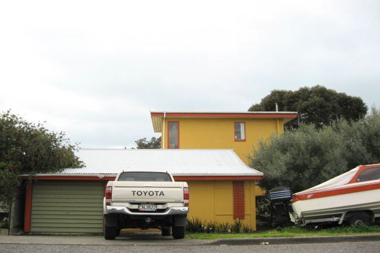 Photo of property in 10 Collison Terrace, Haumoana, 4102