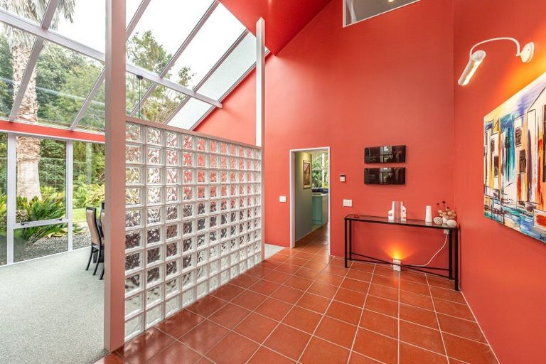 Photo of property in 14 Kent Road, Saint Johns Hill, Whanganui, 4501