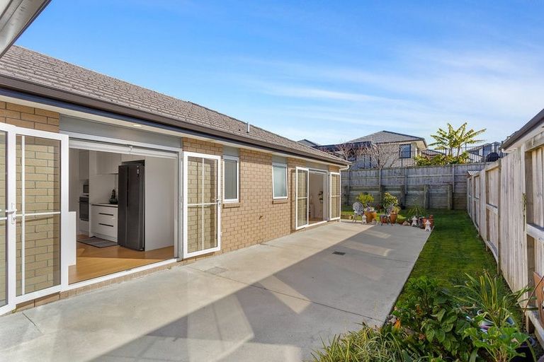 Photo of property in 9 Arahi Place, Rototuna North, Hamilton, 3210