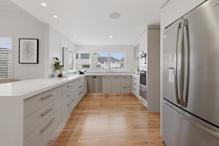 Photo of property in 19 Beach Road, Otumoetai, Tauranga, 3110