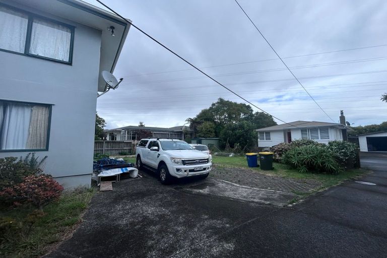 Photo of property in 30a Vera Road, Te Atatu South, Auckland, 0610