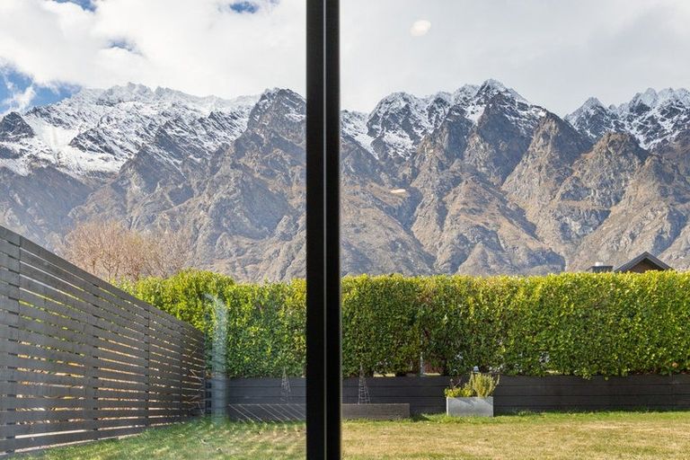 Photo of property in 15 Ellesmere Avenue, Jacks Point, Queenstown, 9371