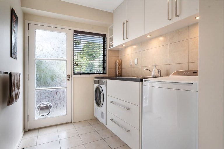 Photo of property in 180 Royal Road, Massey, Auckland, 0614