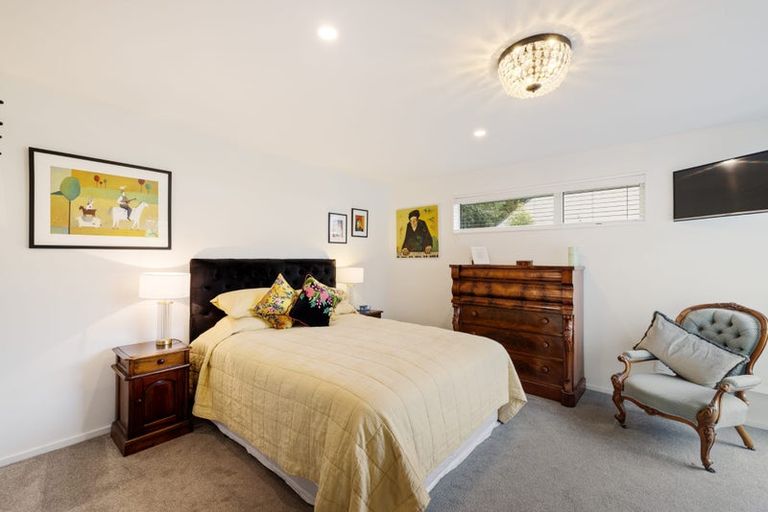 Photo of property in 11 Kotare Street, Fendalton, Christchurch, 8041