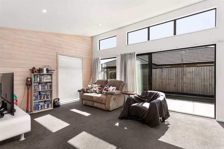 Photo of property in 37 Flint Road, Rolleston, 7614