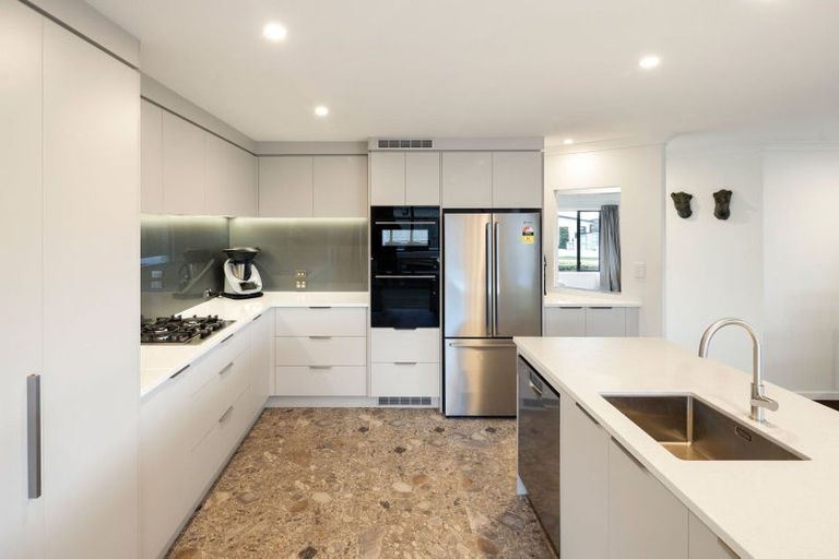 Photo of property in 6 Santiago Place, Flagstaff, Hamilton, 3210