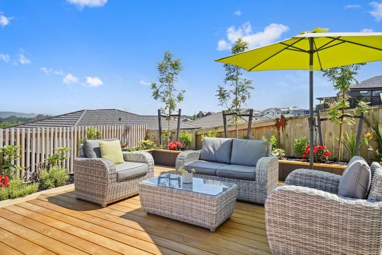 Photo of property in 4 Herring Place, Omokoroa, 3114