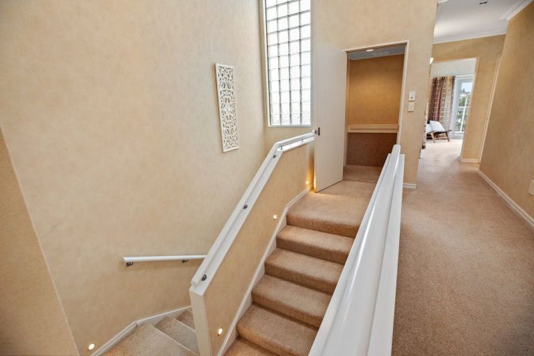 Photo of property in 201 Ngatai Road, Otumoetai, Tauranga, 3110