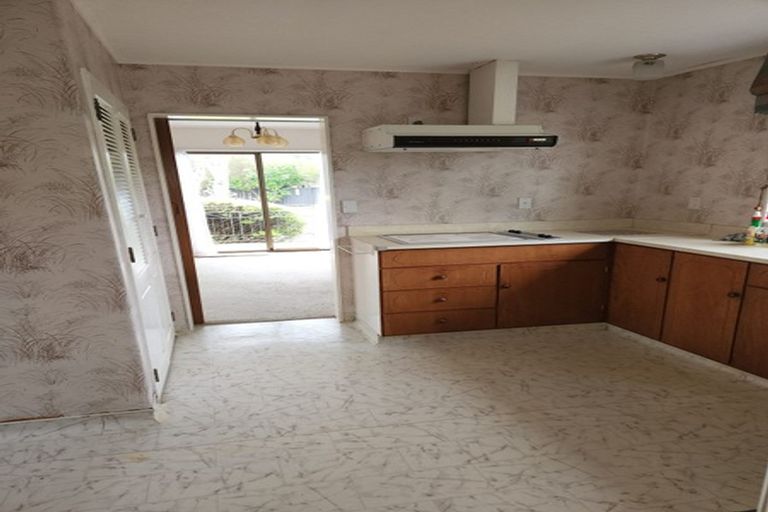 Photo of property in 29a Rewarewa Crescent, Waikanae, 5036